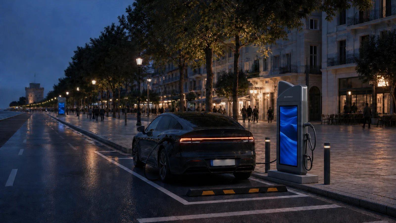A Hyperinso Monolith XL charger with a digital display at a purpose-built site on the new Thessaloniki waterfront