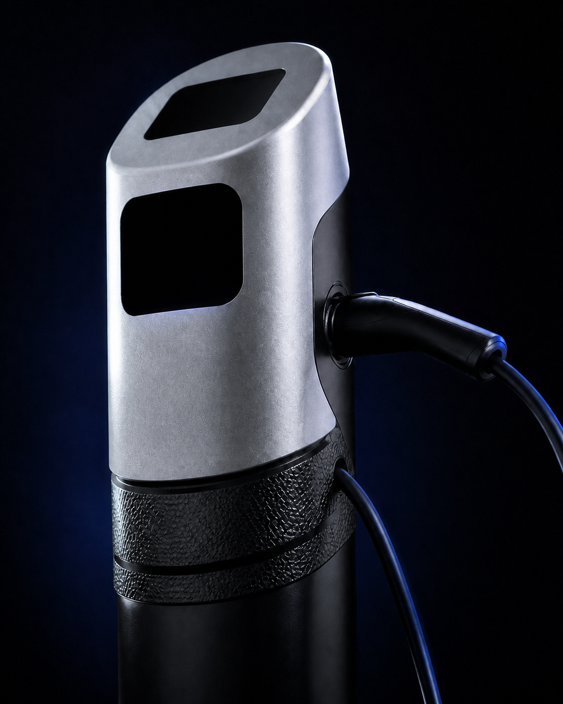 Close studio shot of the Obsidian's silver head, connector and fabric ring